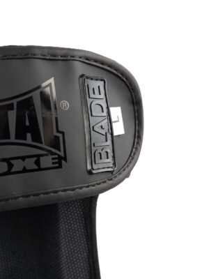 protege tibias blade