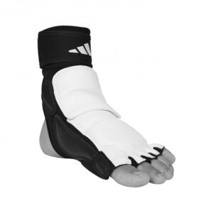 pitaine taekwondo adidas pied